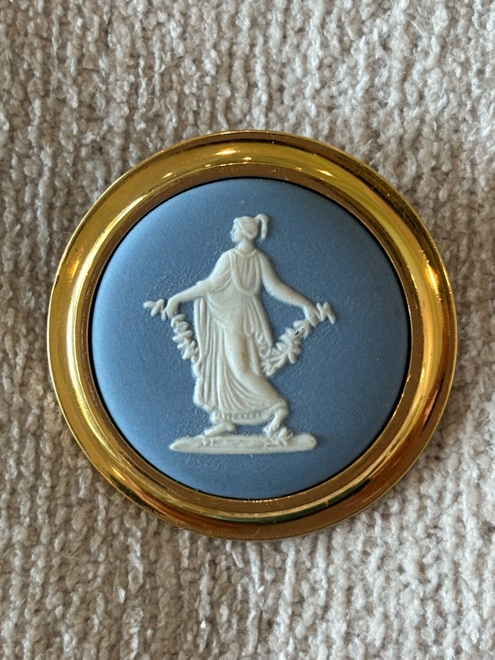 Wedgwood Vintage 1978 Rare Blue and White Jasperware England Gold Brooch Pin